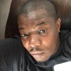 Meet your Posher, Yves